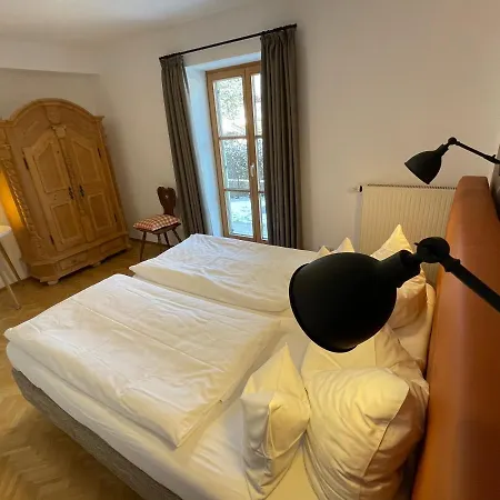 Freihaus18**** *