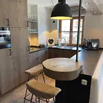 Freihaus18**** 아파트 바트비제